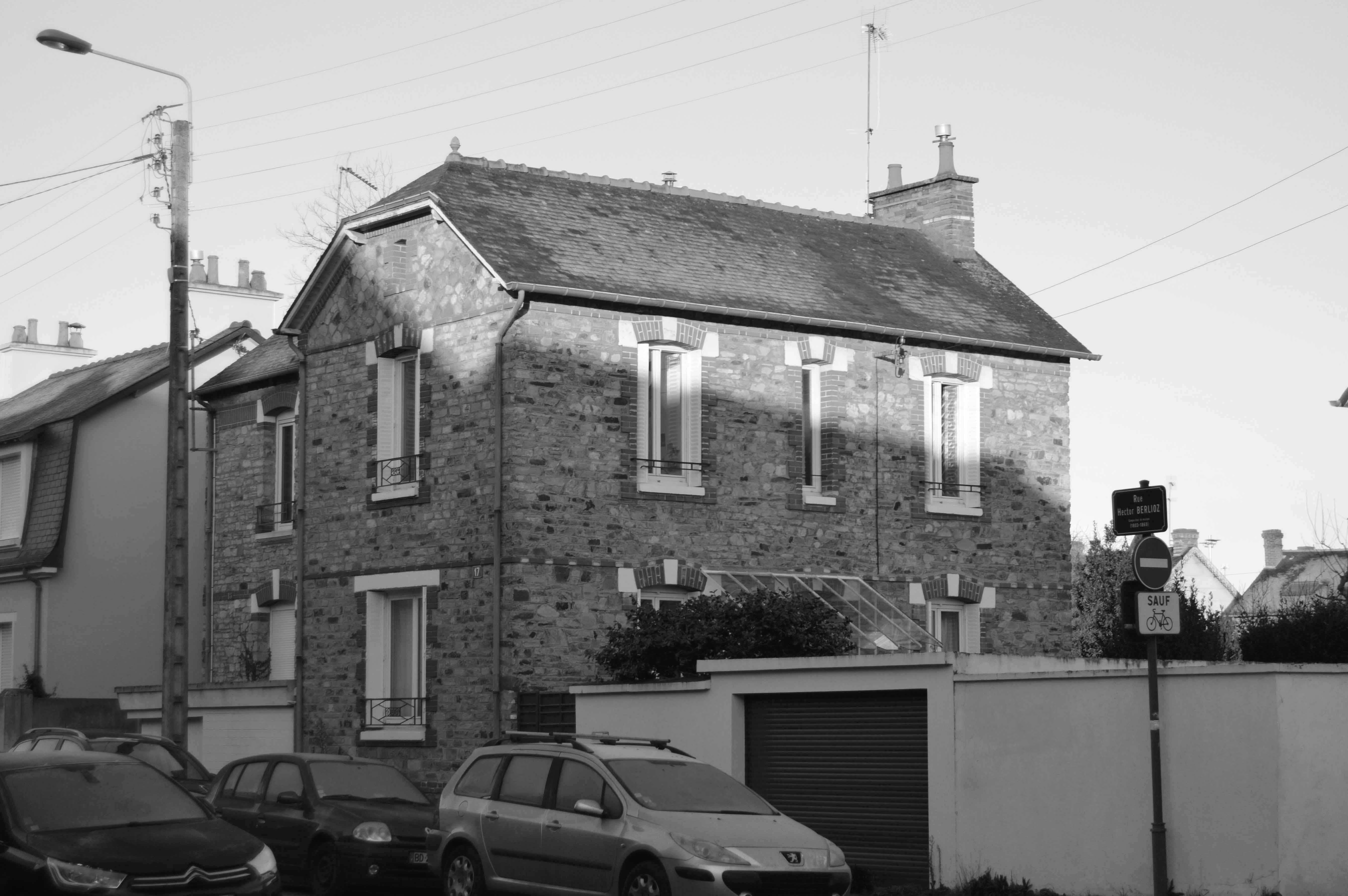 Photo ancienne de la maison existante. Surélévation d'une maison individuelle à Rennes.