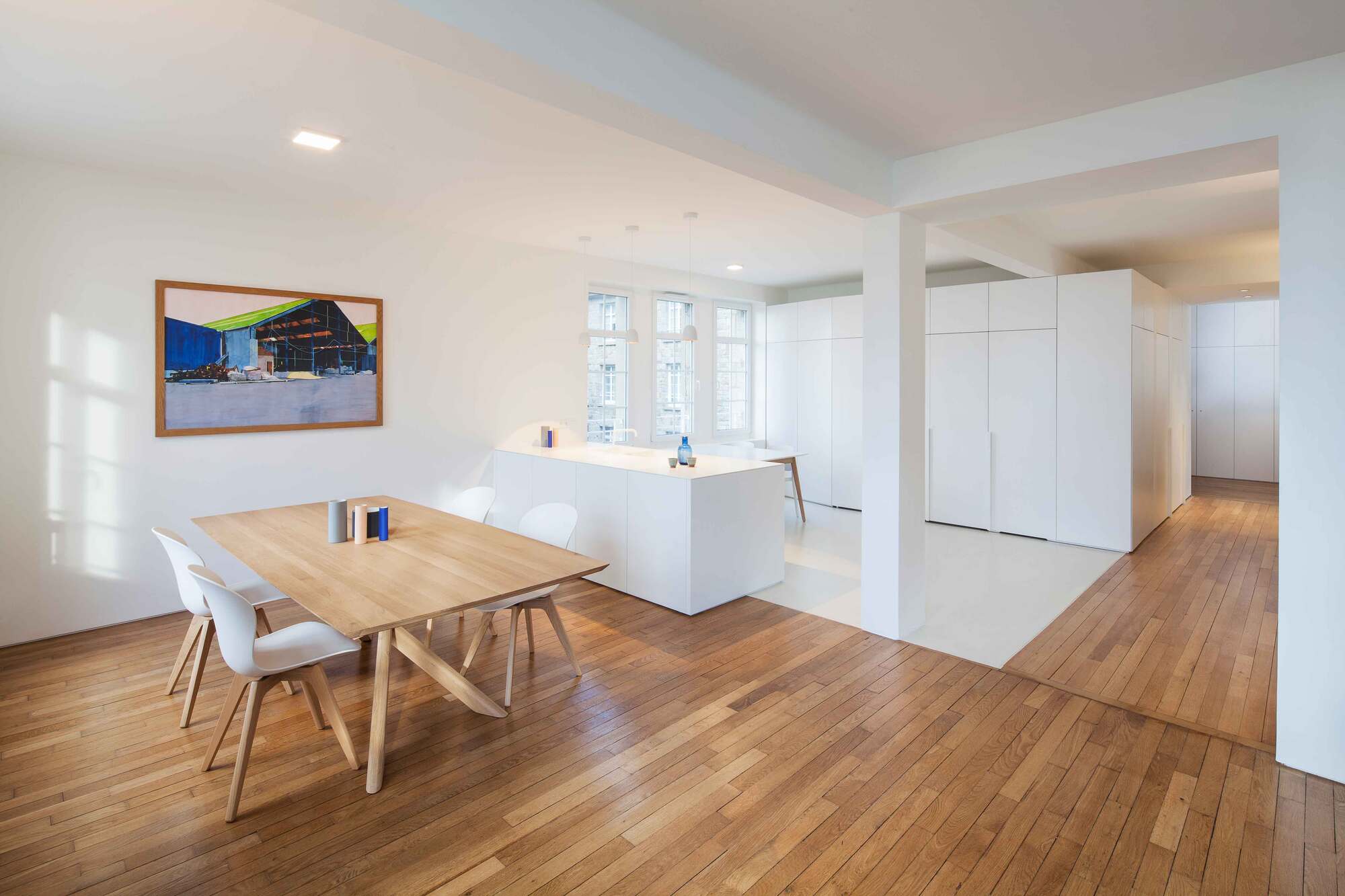 Vue du salon. Rénovation d'un appartement à Saint-Malo Intra Muros